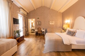 尊荣客房 | 埃及棉床单、高档床上用品、迷你吧、客房内保险箱