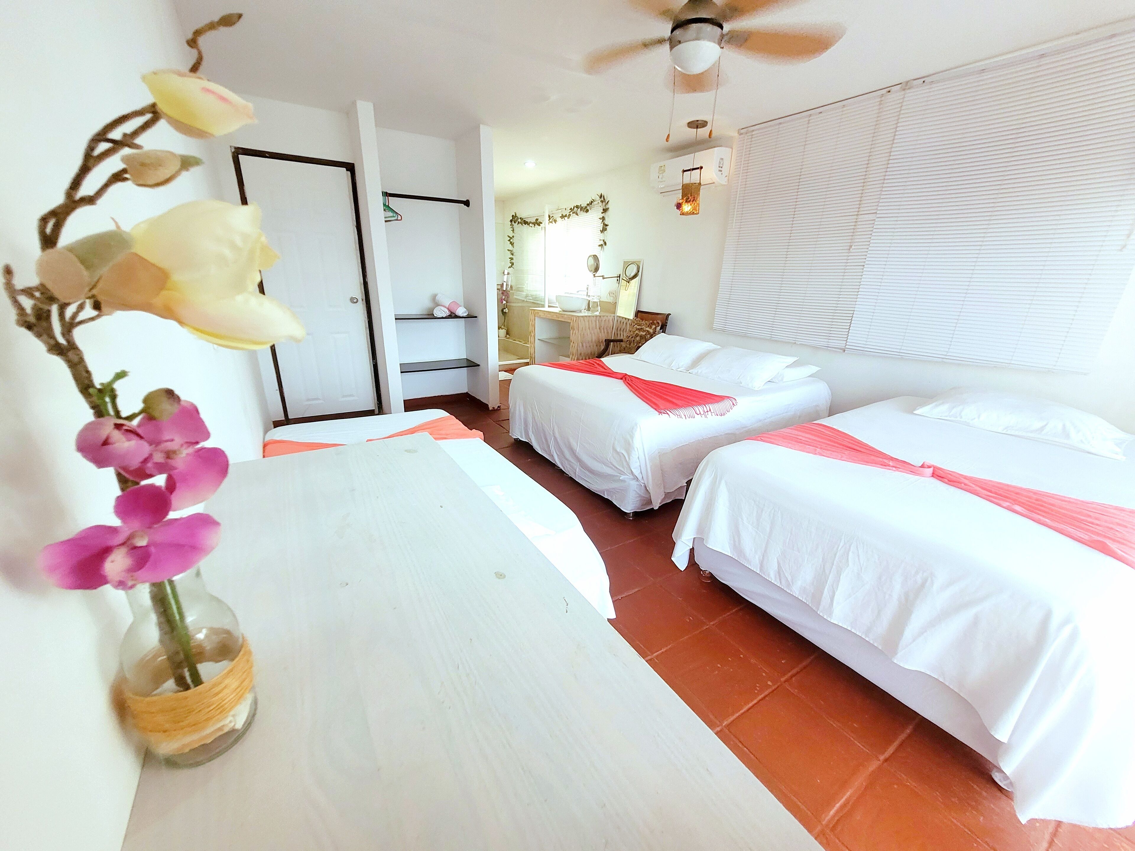 family apartment, 3 bedrooms, sea view | 1 bedroom, egyptian cotton sheets, down duvets, memory-foam beds