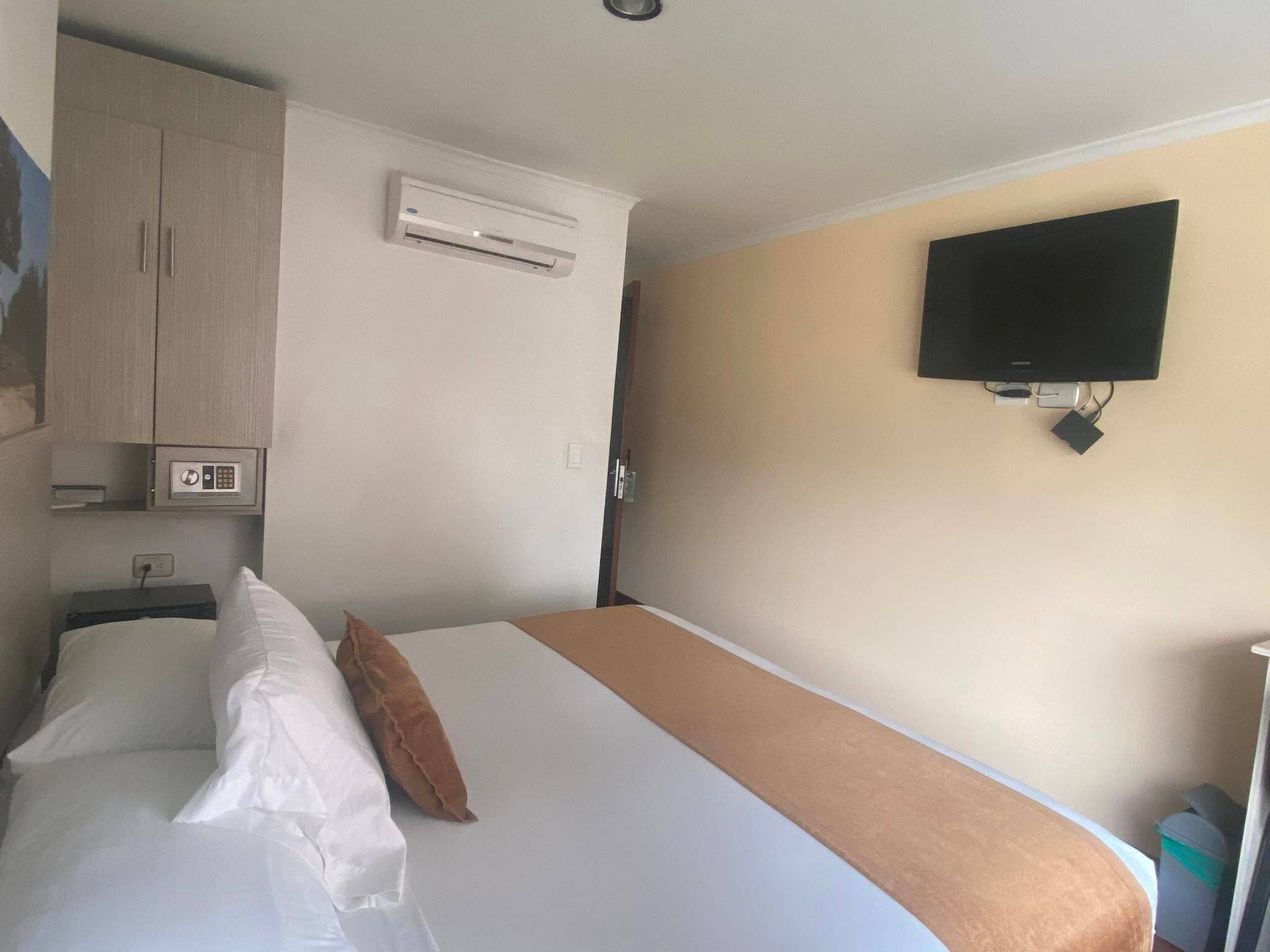 Minibar, in-room safe, desk, laptop workspace