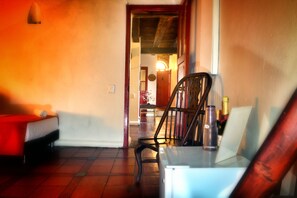 Quarto duplo standard | Frigobar, cofres nos quartos, camas extras/dobráveis (sobretaxa)