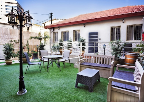 Loui Gardens