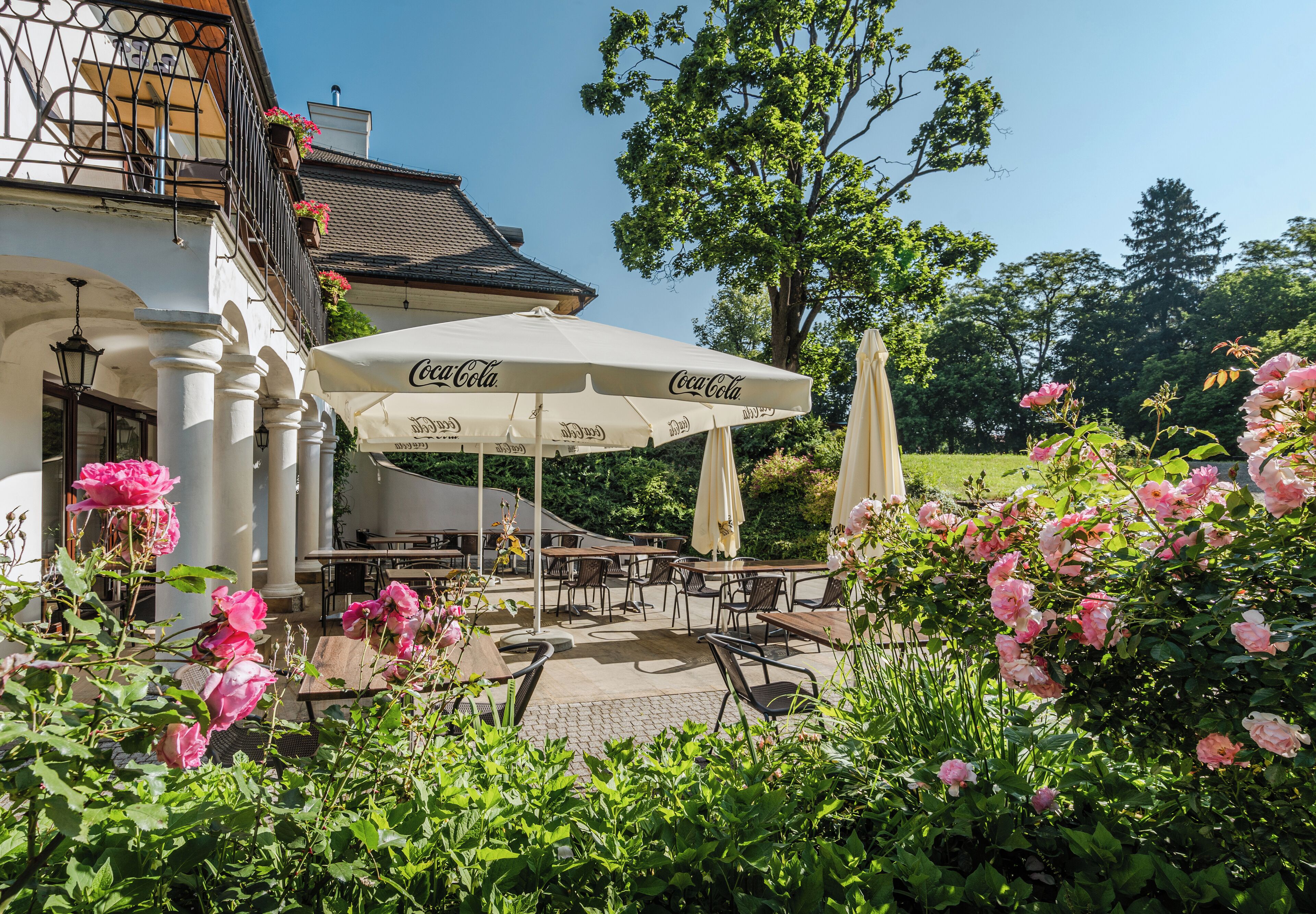 숙박 시설 정면