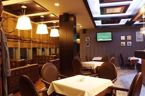 Dining - Colosseo Hotel (Shkodër)