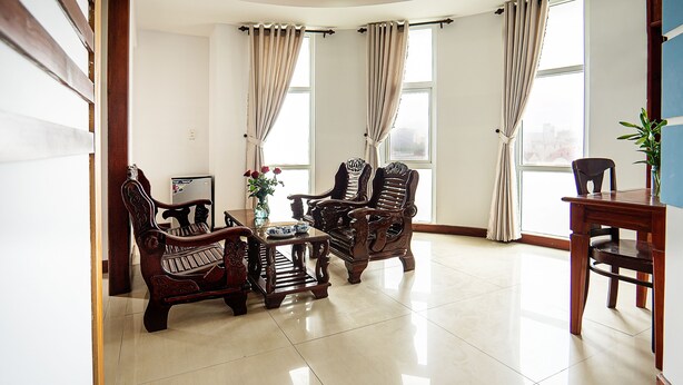Family Triple Room | Living area