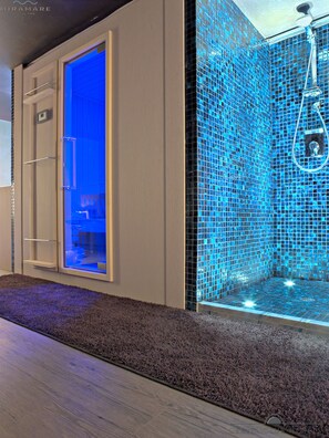 Sauna, bain à remous, hammam, soins corporels, soins d'aromathérapie