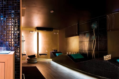 Sauna, Whirlpool, Türkisches Bad/Hamam, Körperbehandlungen