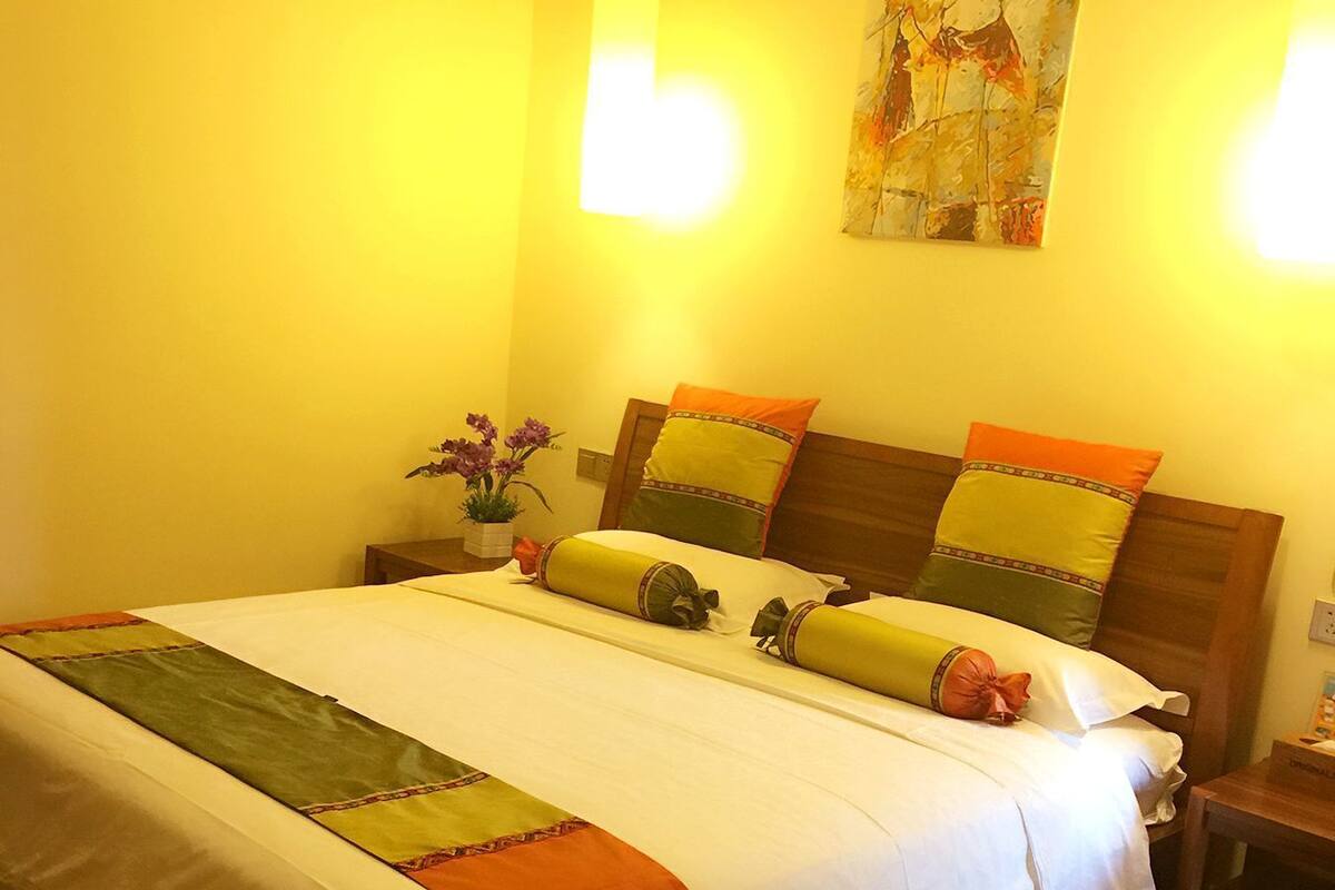 Suite, 2 Bedrooms | Premium bedding, desk, blackout drapes, iron/ironing board