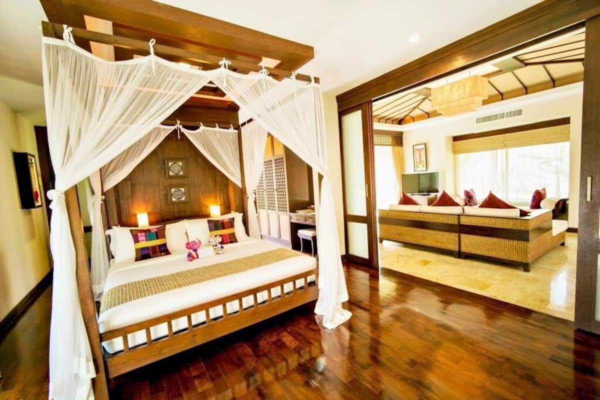 1 chambre, minibar, coffres-forts dans les chambres, bureau