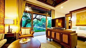 Pool Access Villa