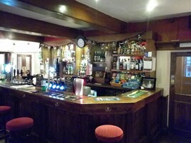 Bar (en la propiedad)