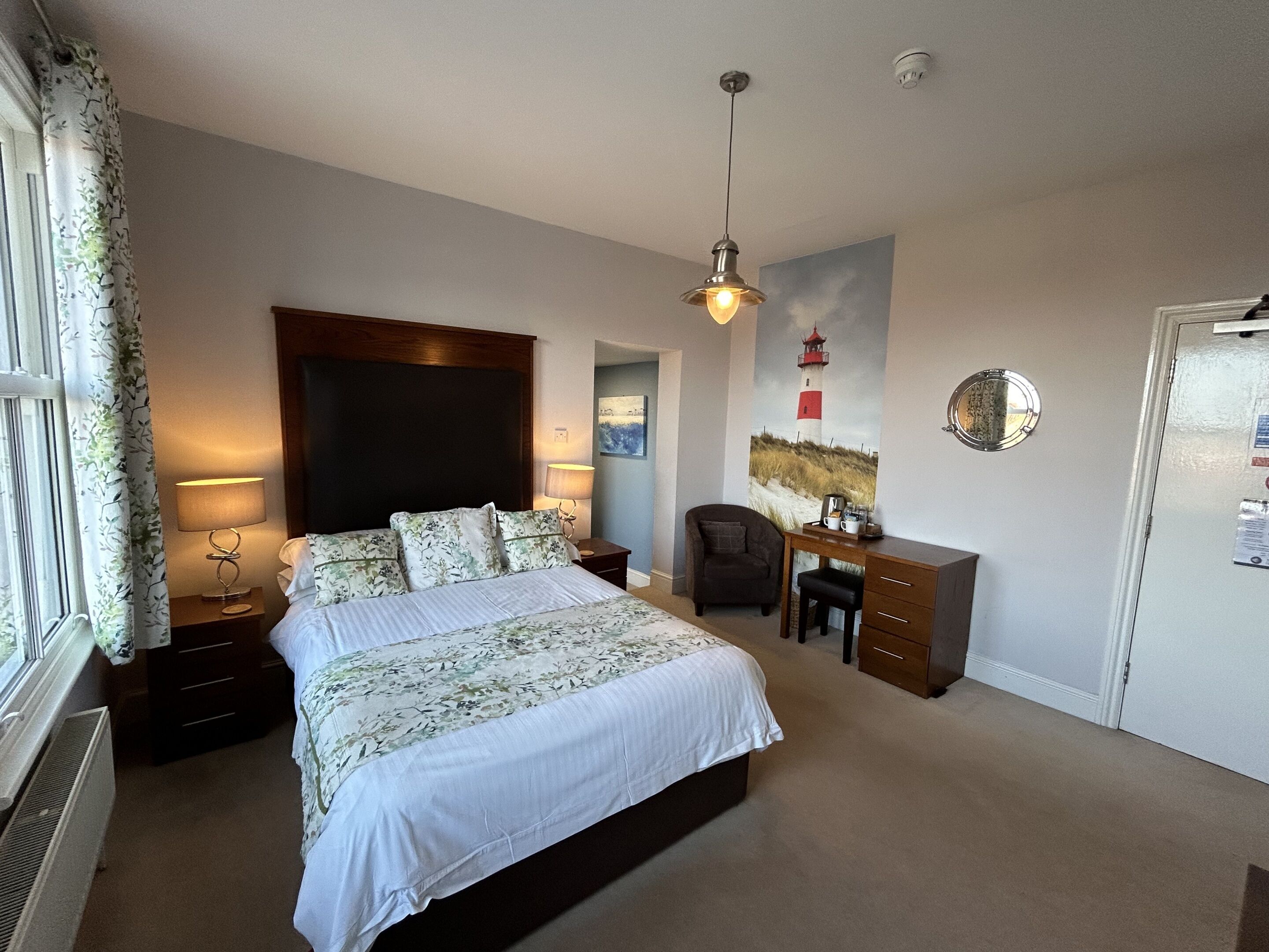 Familien-Doppelzimmer, mit Bad (large) | Bügeleisen/Bügelbrett