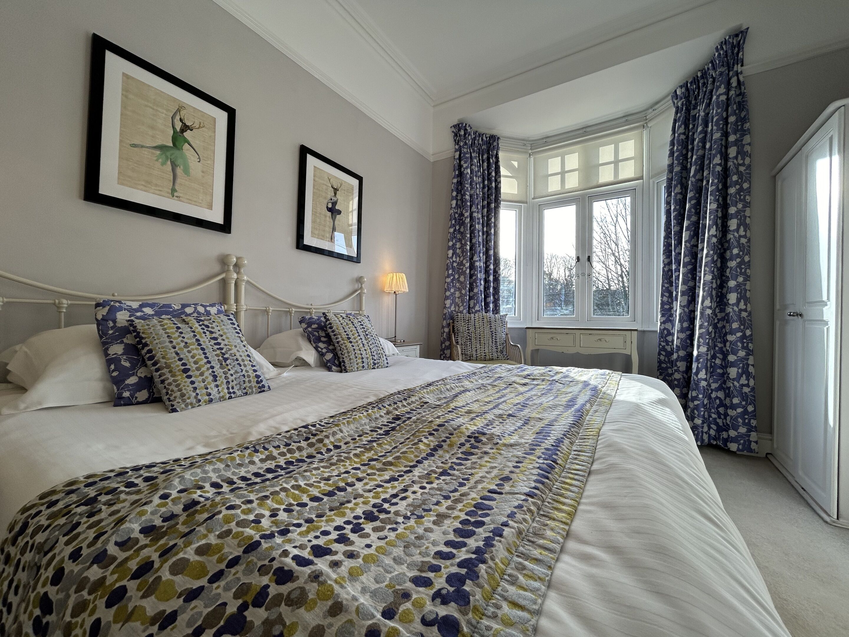 Familienzimmer mit Bad, Nichtraucher | Bügeleisen/Bügelbrett