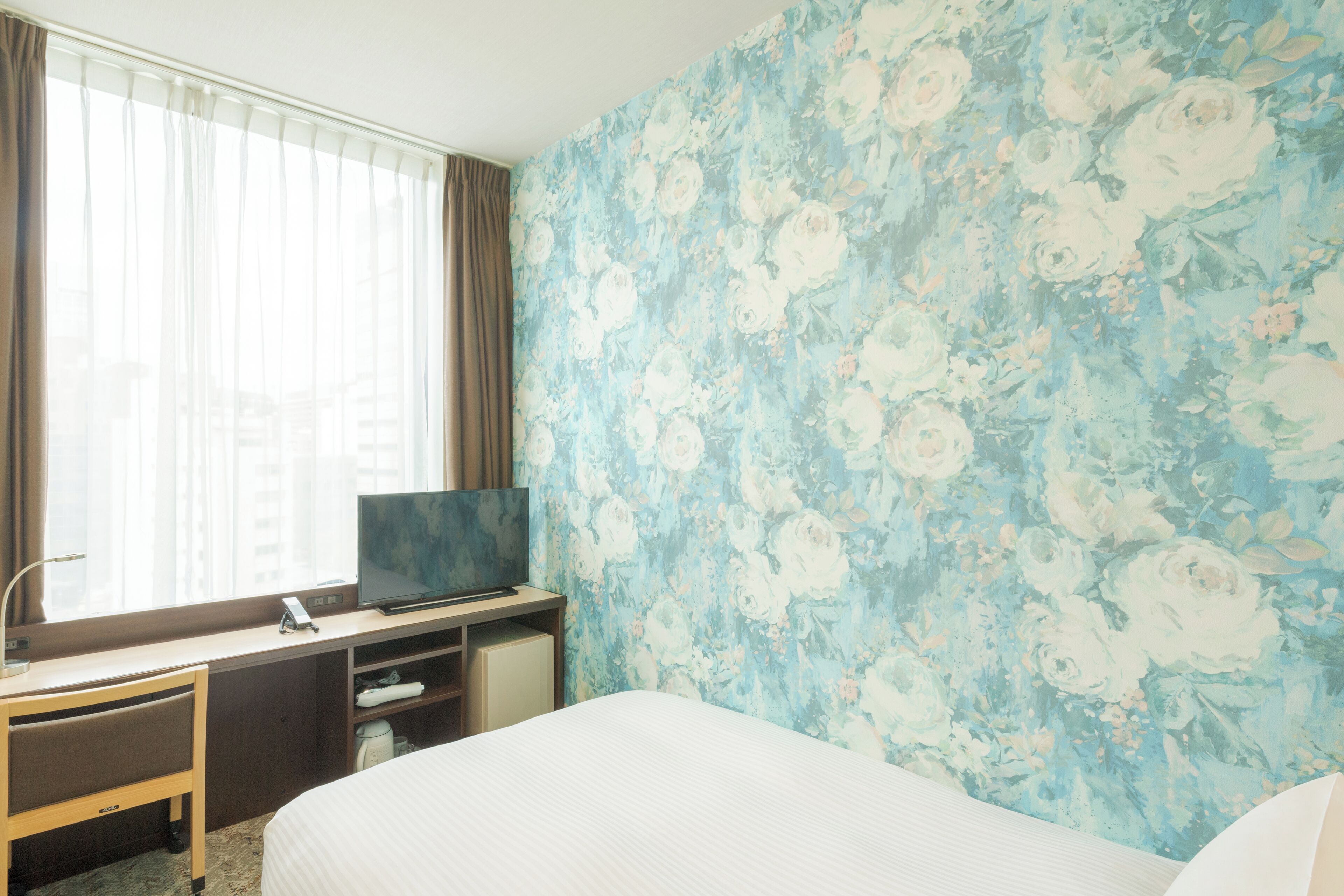 Single Room - Rose Floor ,Non Smoking | In-room safe, desk, laptop workspace, soundproofing