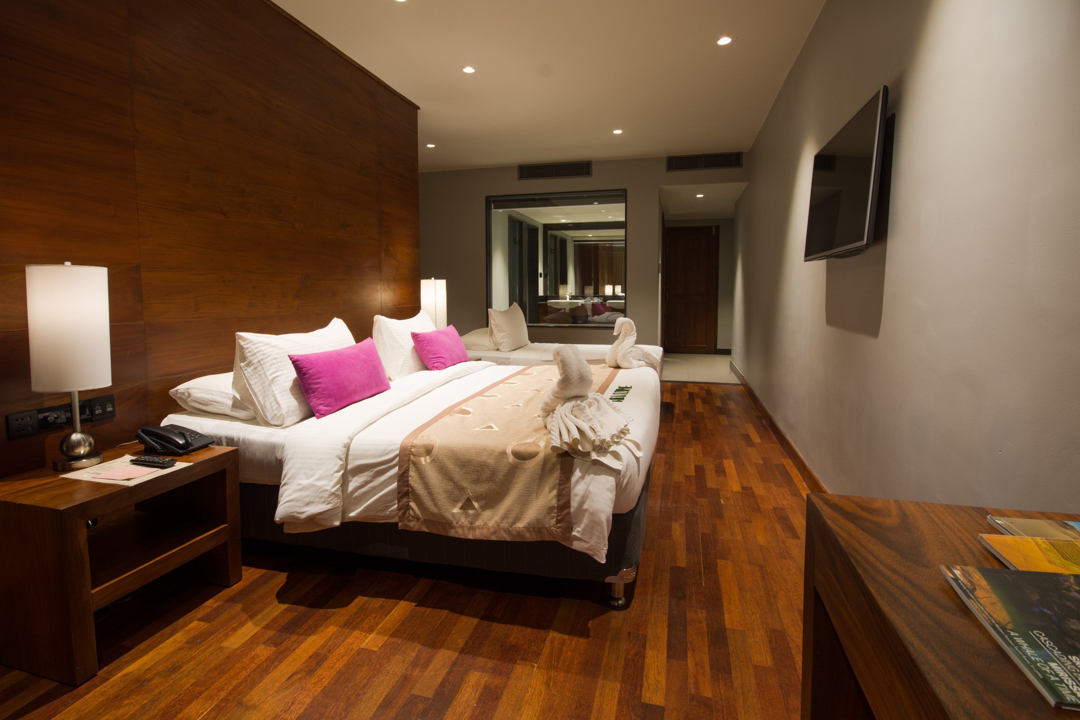 Superior Triple Room, Multiple Beds, Bathtub, Mountain View | 1 bedroom, minibar, in-room safe, desk