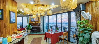 Sunset Westlake Hanoi Hotel