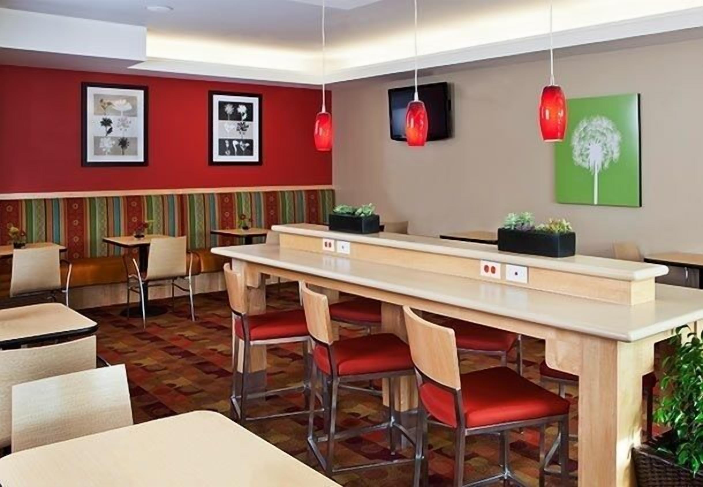 Termasuk sarapan bufet setiap hari 