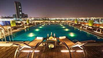 1 bedroom, down comforters, minibar, in-room safe