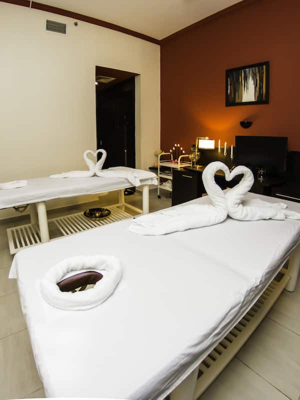 Couples treatment rooms, Turkish bath, body treatments, aromatherapy