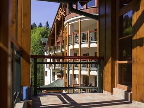 Đồng hồ báo thức 