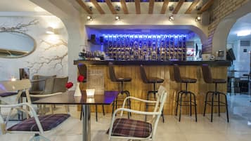 Bar (en la propiedad)