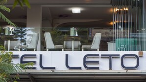 A hotel sign with the name 'EL LENTO'. - Leto Boutique Hotel (Agrinio)
