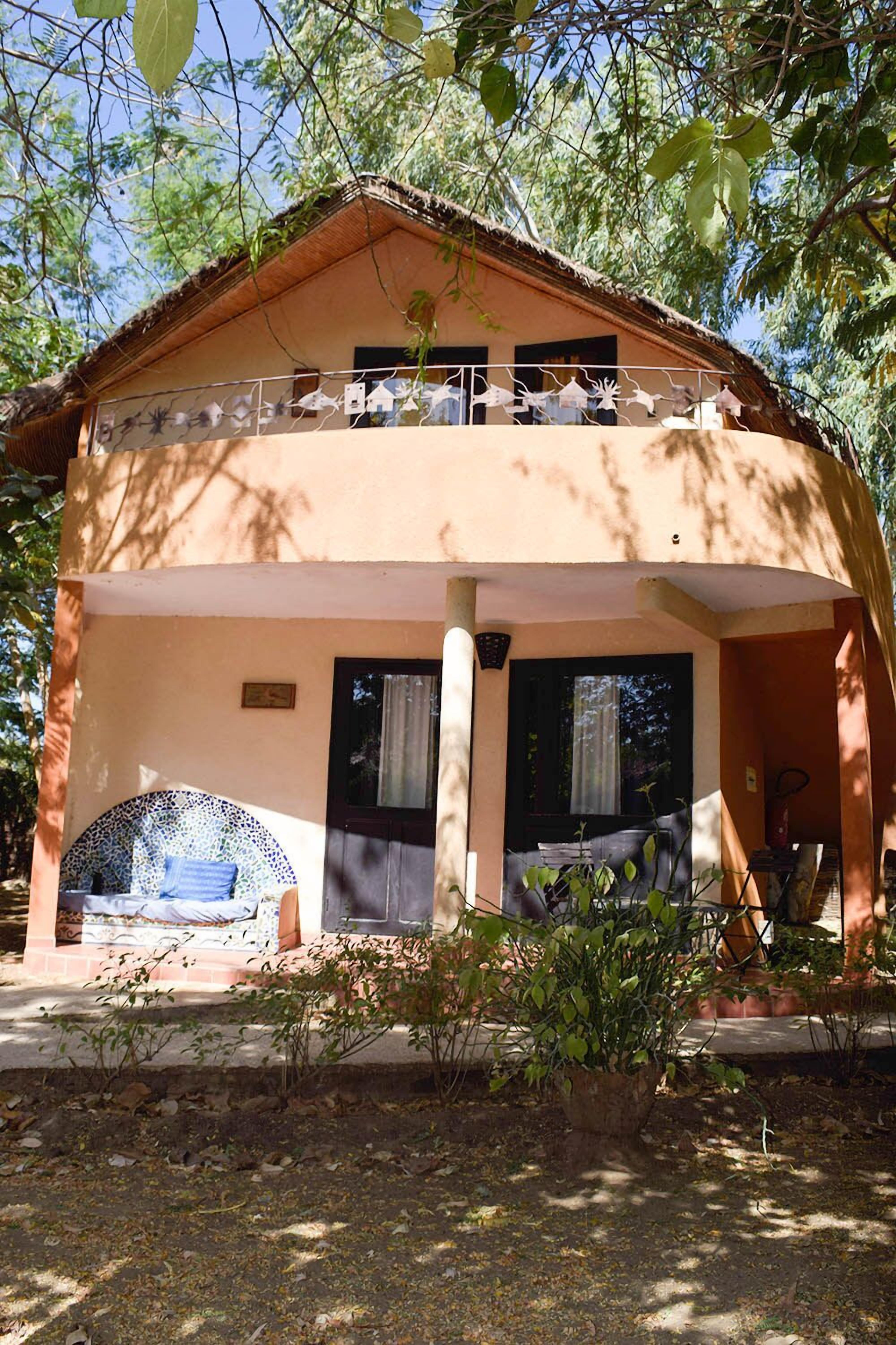 Fachada de la propiedad