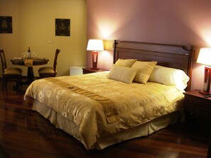 Presidencial Suite | In-room safe, desk, free WiFi - Hotel Spa Casa Real (Riobamba)