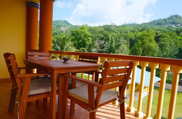 Appartement, 2 chambres | Vue sur les montagnes