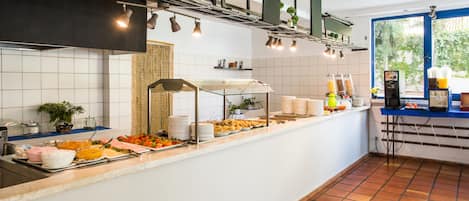Breakfast buffet