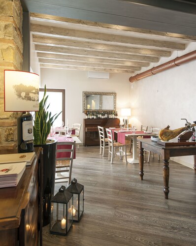 Villa Noce - Guest House
