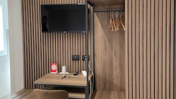 Minibar, coffres-forts dans les chambres, bureau, chambres insonorisées