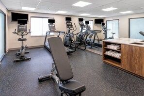 Fitness facility - Holiday Inn Express & Suites Colorado Springs First & Main by IHG (Colorado Springs)