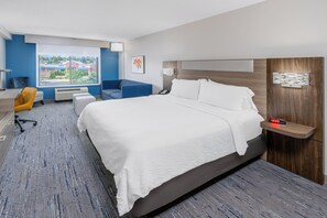 Premium bedding, down comforters, pillowtop beds, desk - Holiday Inn Express & Suites Colorado Springs First & Main by IHG (Colorado Springs)