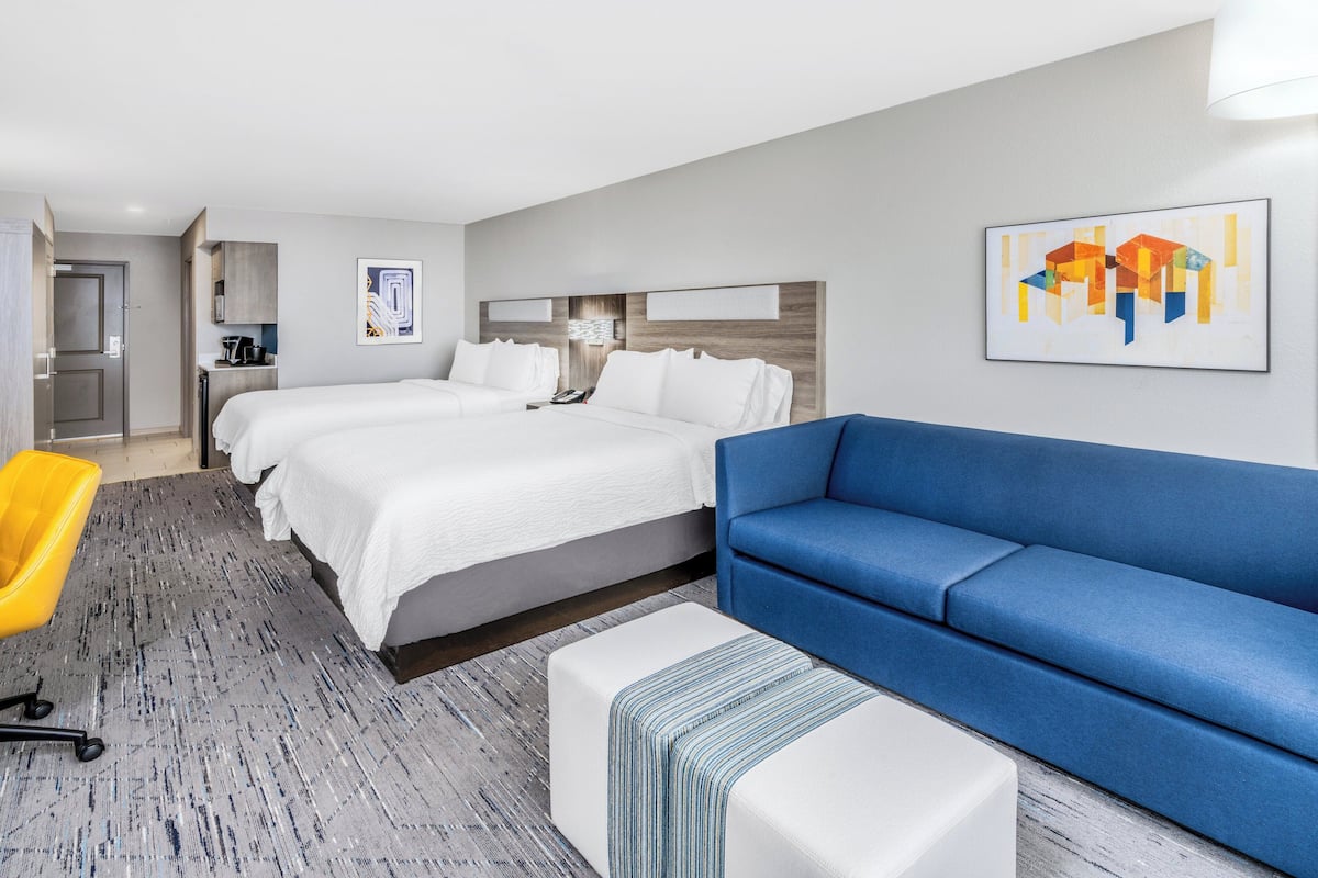 1 bedroom, premium bedding, down comforters, pillowtop beds