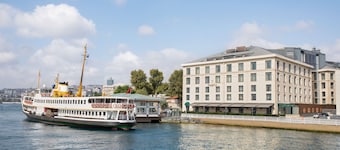 Shangri-La Bosphorus, Istanbul