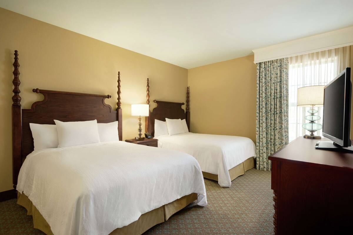 1 bedroom, in-room safe, WiFi (free), bed sheets
