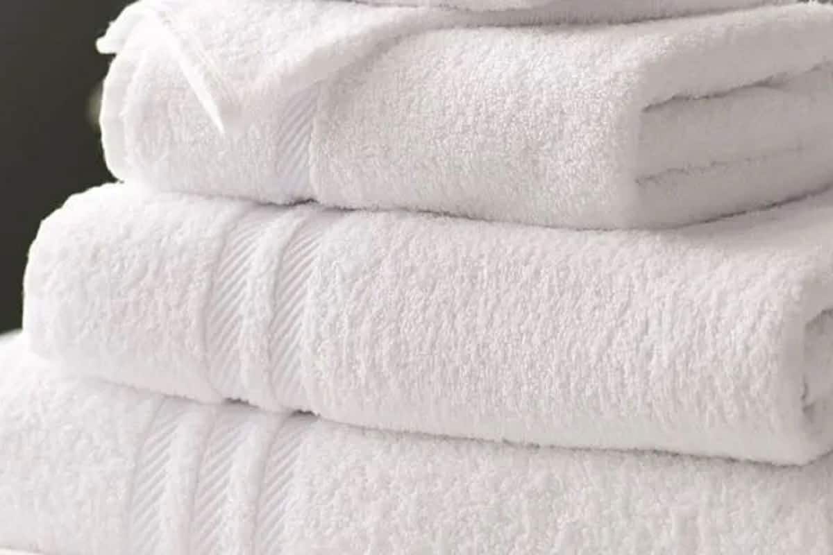A stack of white towels.