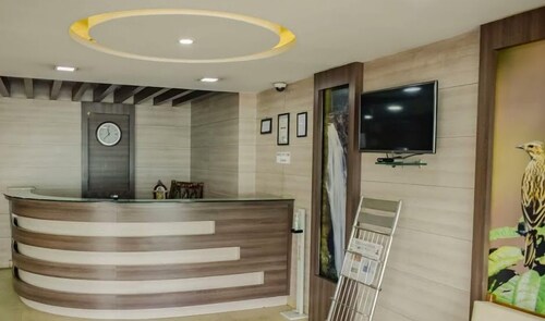 Hotel Preethi Palace