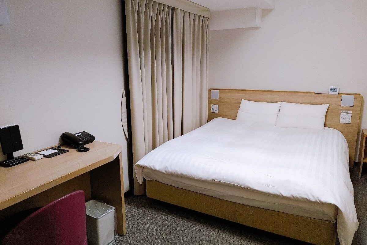 down duvets, desk, blackout curtains, soundproofing