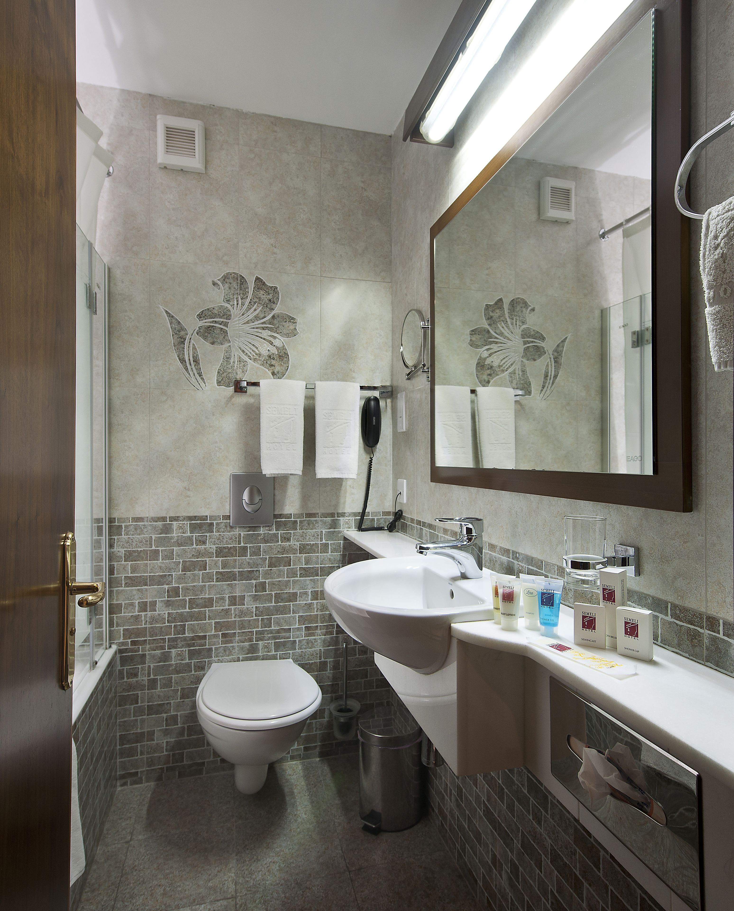 rainfall showerhead, free toiletries, hair dryer, bathrobes