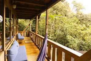 Apartment | Terrace/patio - Casa Divina Eco Lodge (Mindo)