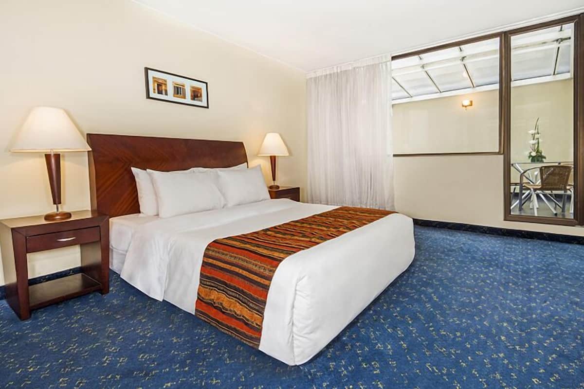 Minibar, desk, iron/ironing board, rollaway beds