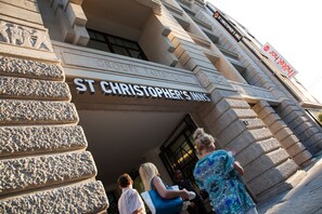 Exterior - St Christopher's Inn Gare Du Nord - Hostel (Paris)