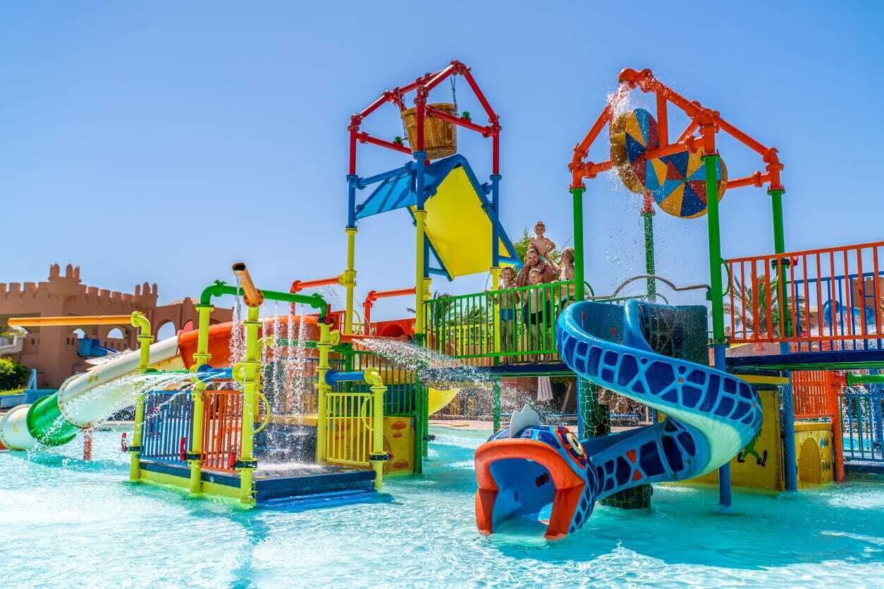 5 piscinas al aire libre, sillones reclinables de piscina