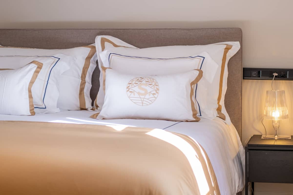 2 Schlafzimmer, hochwertige Bettwaren, Daunenbettdecken, Minibar