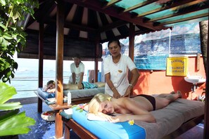 Manicures and pedicures - Bali Seascape Beach Club (Karangasem)