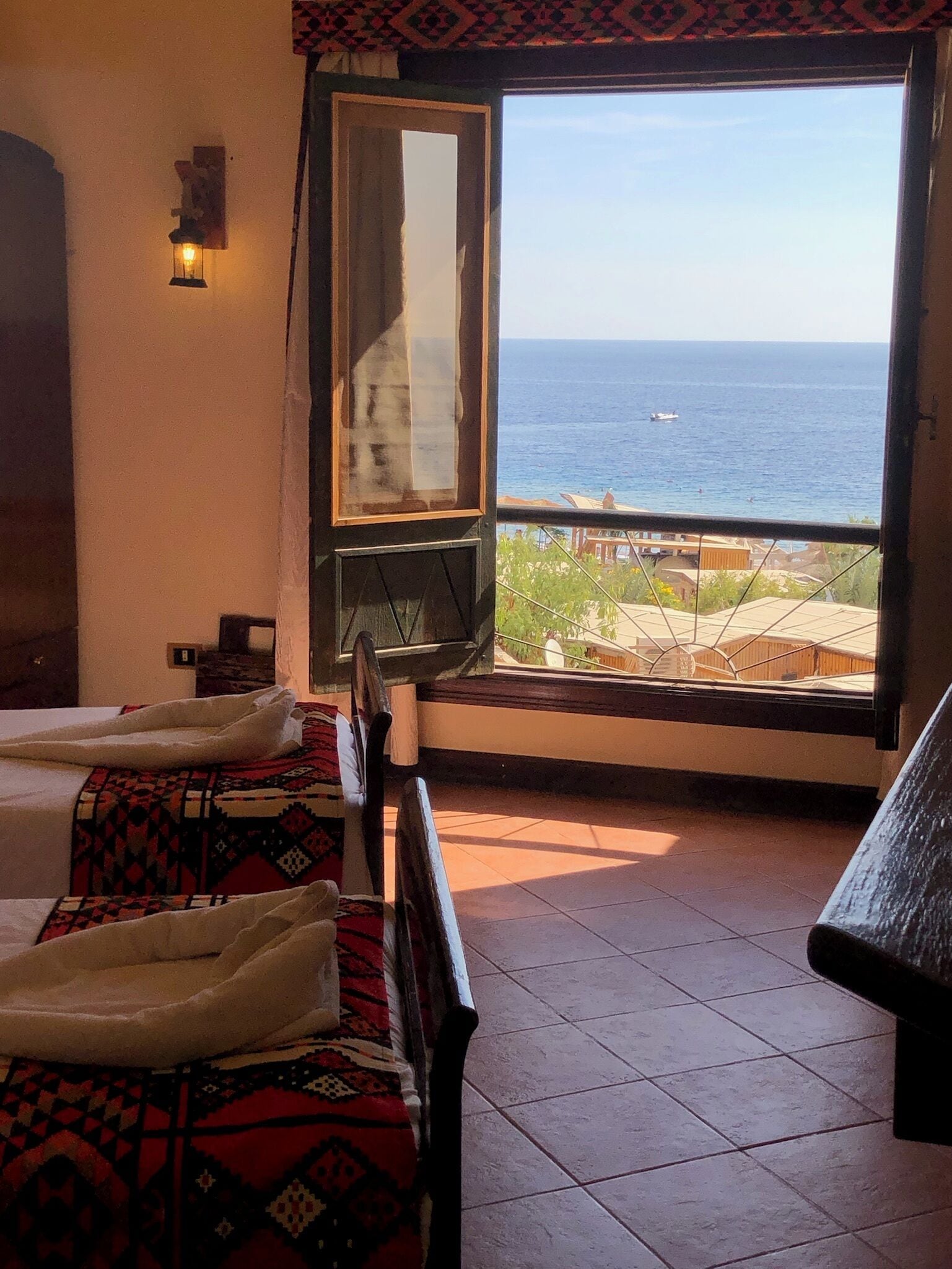 Standard Double Room | In-room safe