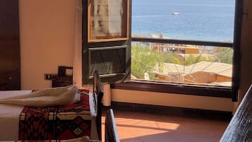 Standard Double Room | In-room safe