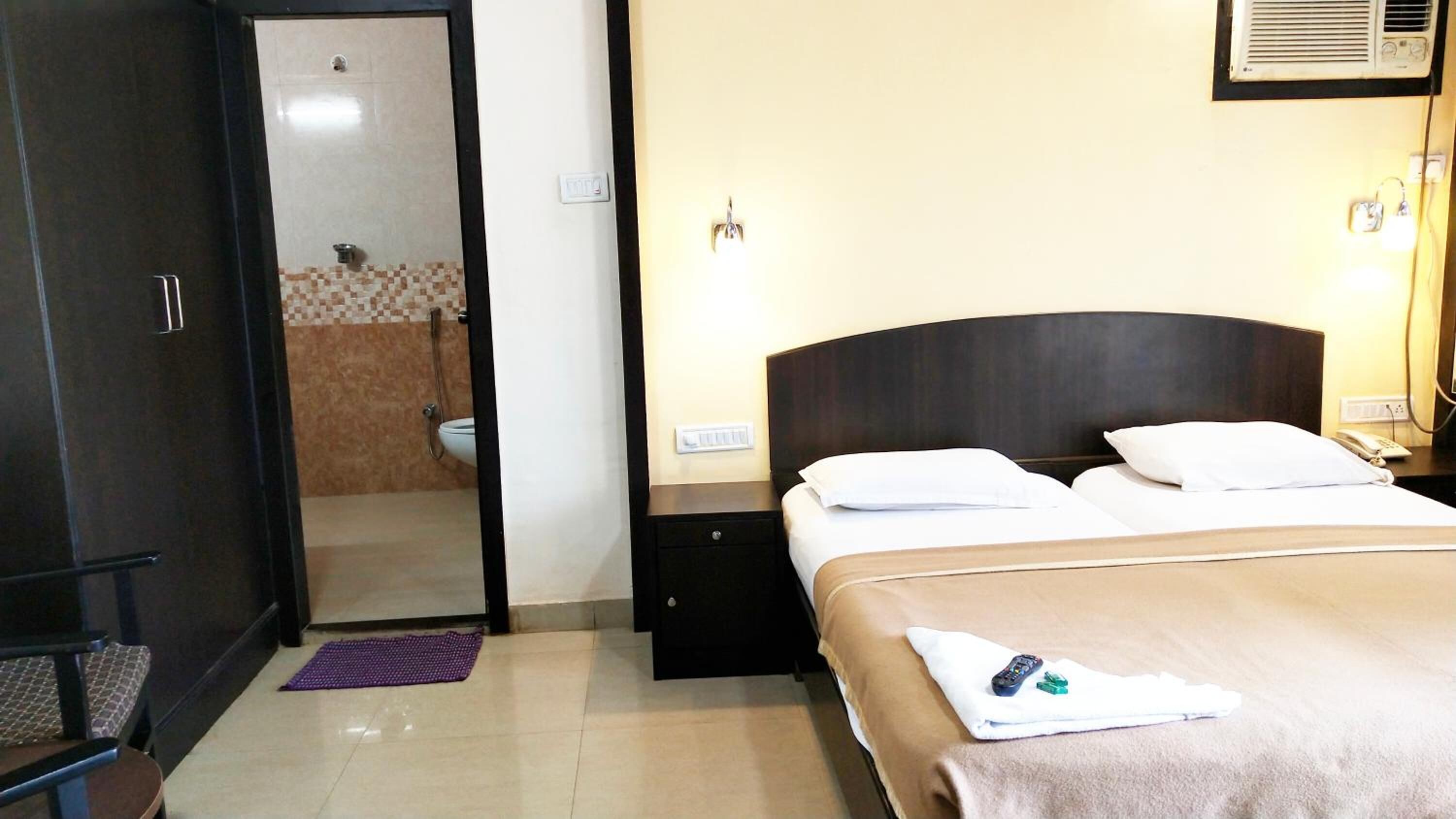 in-room safe, desk, iron/ironing board