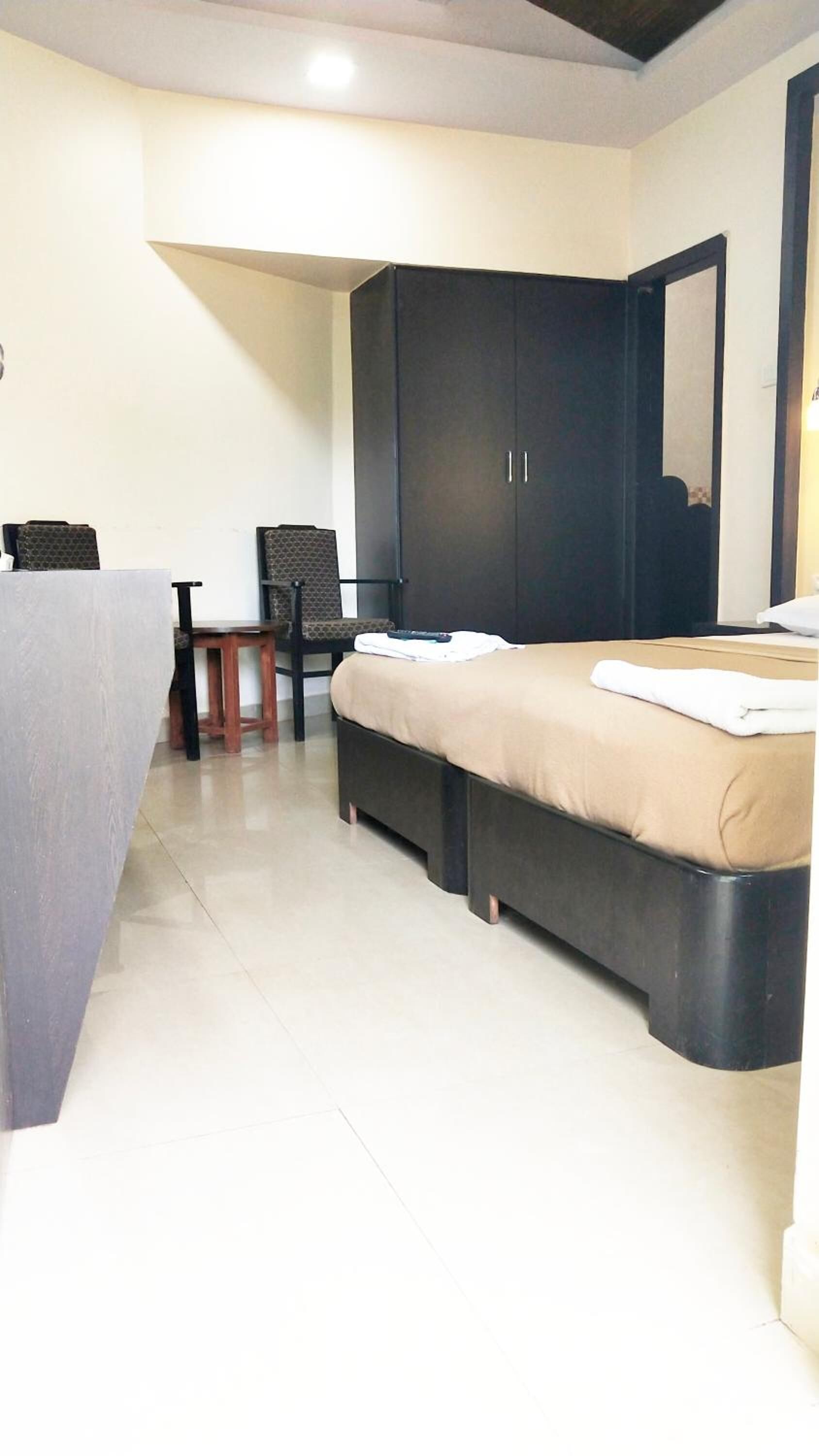 in-room safe, desk, iron/ironing board